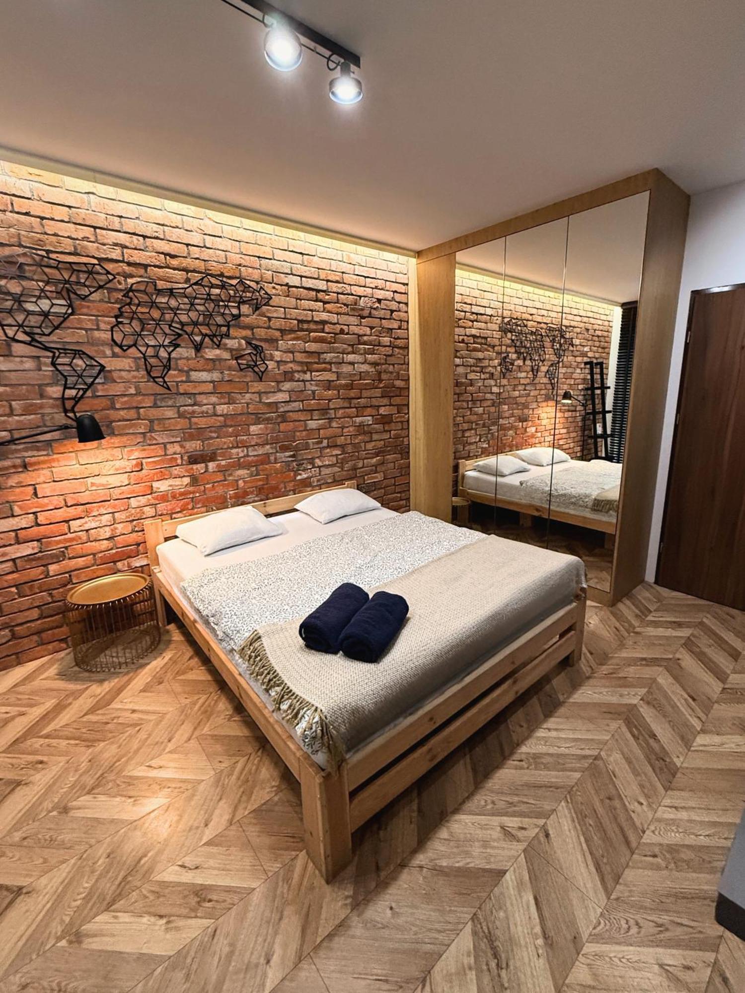 Apartament Bubble Z Darmowym Parkingiem Торунь Екстер'єр фото